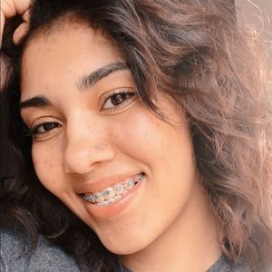 Meet your Posher, Whitney